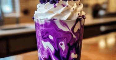 Blaubeer-Latte: Der süchtig machende Kaffee-Trend für Genießer!