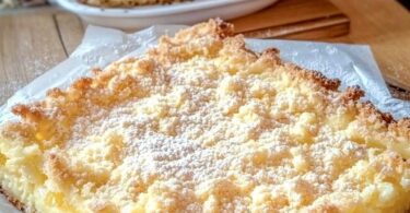 Omas Lieblingskuchen neu gebacken! 😍 Vanillepudding-Streuselkuchen vom Blech – so cremig, so knusprig, so gut!