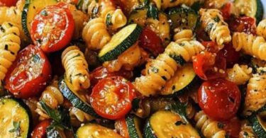 🍝 Tomaten-Zucchini-Pasta – Mega einfach & super lecker!