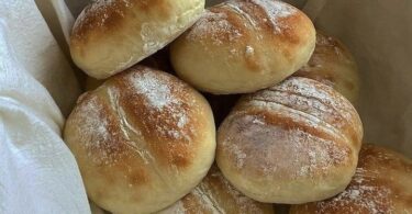 Weiche Frühstücksbrötchen 🥖