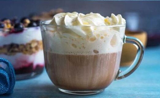 Heiße Oma in 5 Minuten – Cremig, schokoladig & mit Schuss