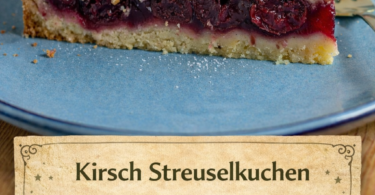 Kirsch Streuselkuchen – saftig, fruchtig & herrlich knusprig