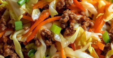 Chinakohl mit Hackfleisch – einfach köstlich und in wenigen Minuten zubereitet 😍